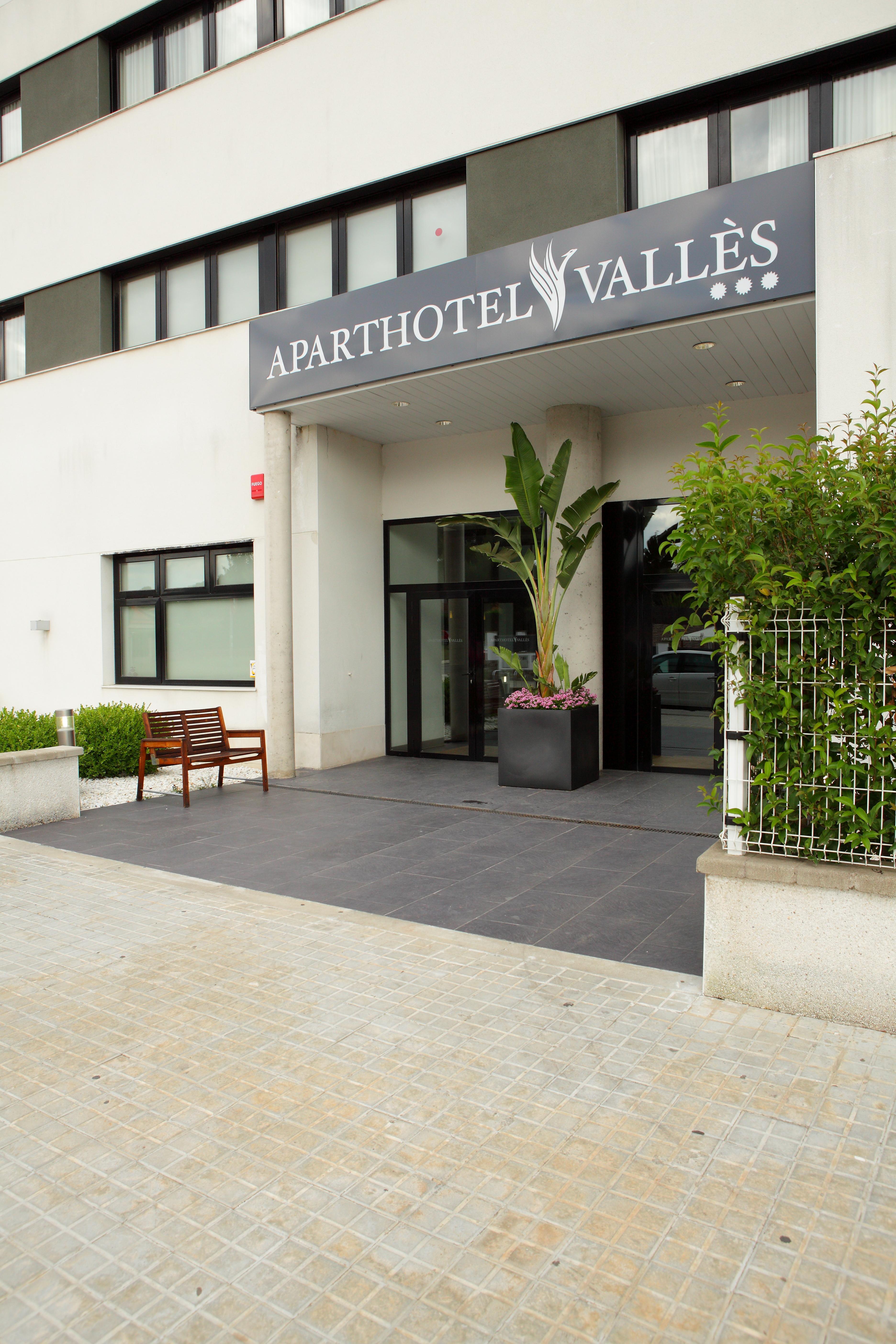 Aparthotel Attica 21 Valles Sabadell Eksteriør billede