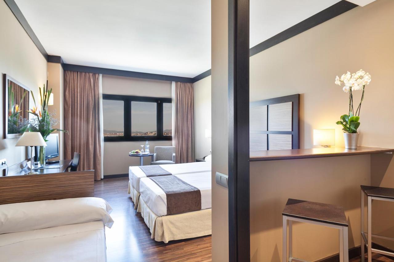 Aparthotel Attica 21 Valles Sabadell Eksteriør billede