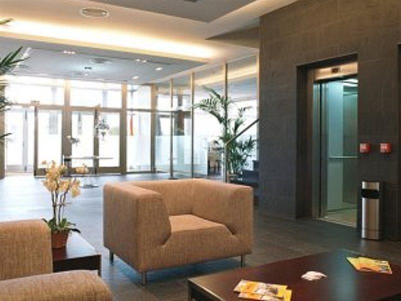 Aparthotel Attica 21 Valles Sabadell Interiør billede